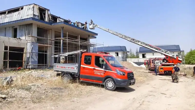 Ankara Gölbaşı'nda Villalarda Yangın Paniği: Neler Oldu?