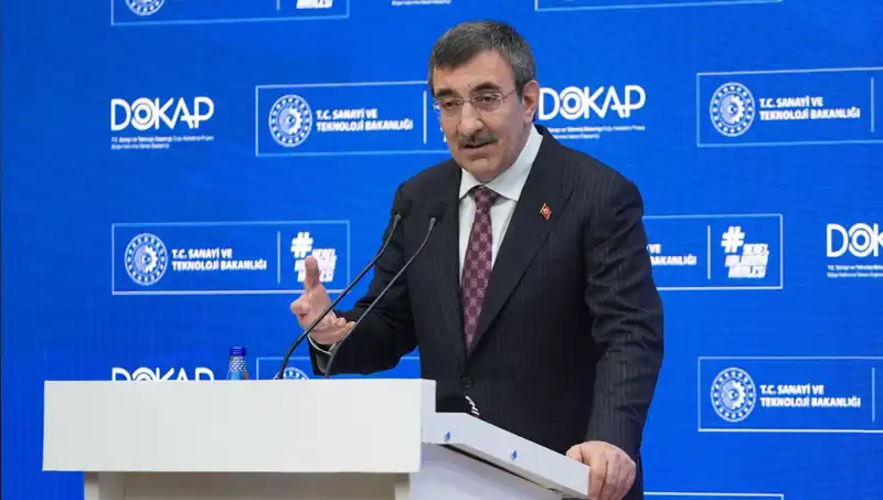 Cevdet Yılmaz'dan Önemli Ekonomi Açıklamaları: Enflasyonla Mücadele Stratejisi