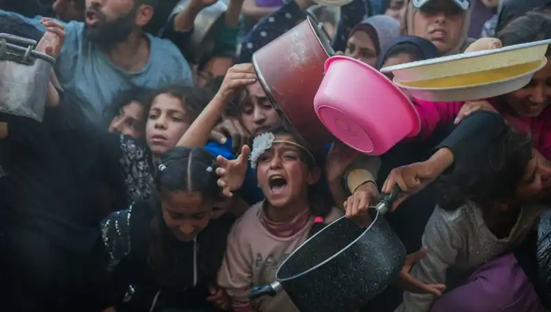 Gazze'de Açlık Krizi: Un Stokları Tükendi, Hayat Mücadelesi Başladı