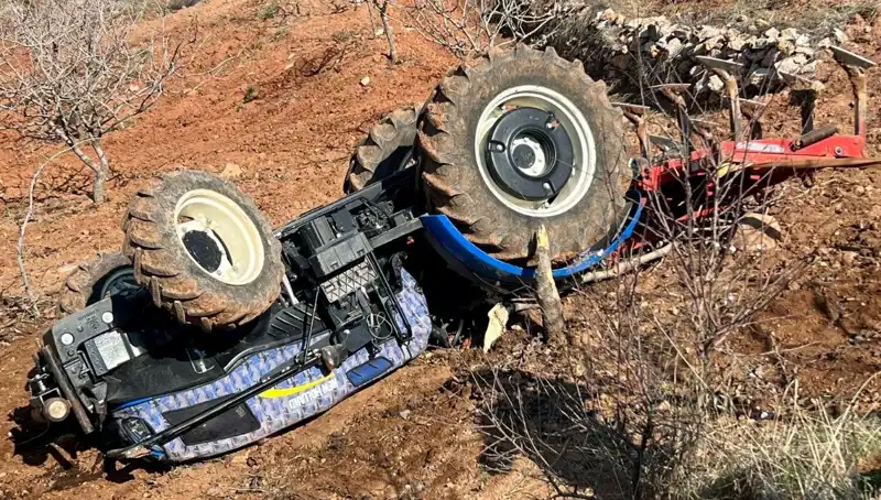 Siirt’teki Feci Kaza: Devrilen Traktör, Sürücüsünü Hayatından Etti