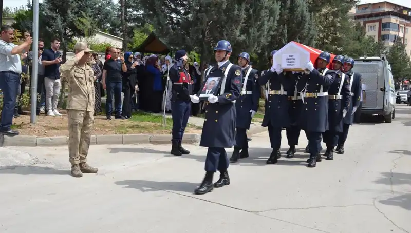 Şehit Gözyaşlarıyla Uğurlandı: Vatanseverliğiyle Hatırlanacak