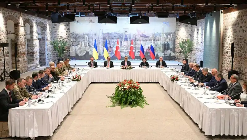 İstanbul’da Barış Zirvesi: Rus Heyeti Türkiye’ye Geldi, Diplomasi Tıkır Tıkır İşliyor