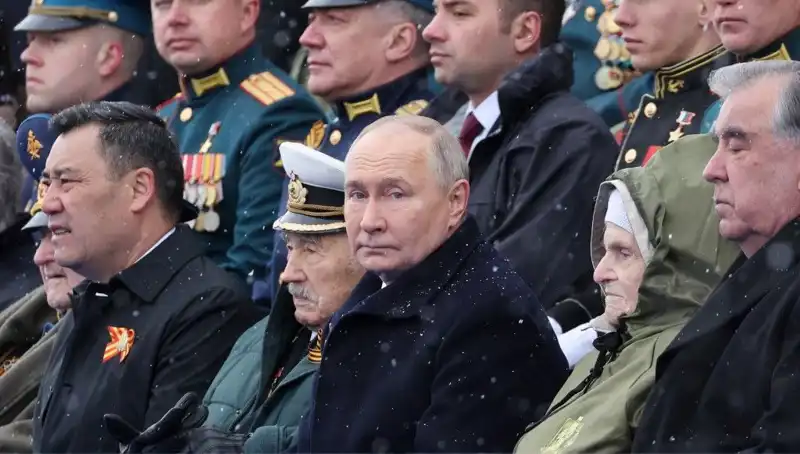 Rus Ordusu Genişliyor: Putin’den Tarihi Askeri Hamle ile Yeni Dönem Başlıyor