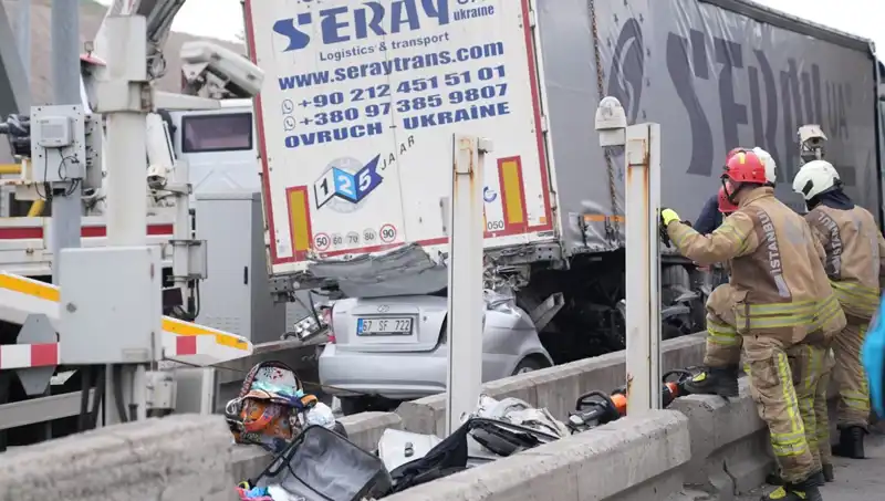 Bayram Tatilinde Yolda Gelen Kayıp: 72 Can Hayatını Kaybetti