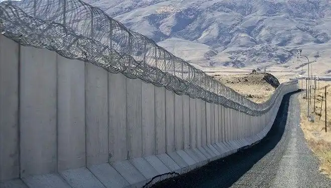 Edirne-Yunanistan Sınırına Duvar: Göç İdaresi'nden Çarpıcı Açıklama Geldi!