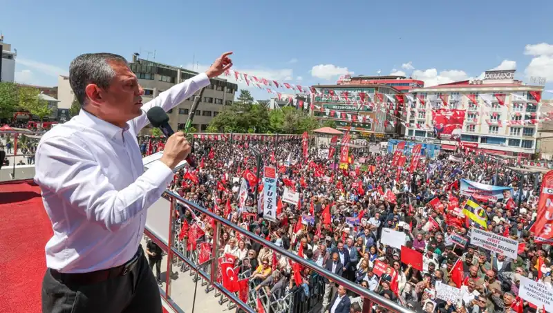 Özgür Özel’den Çarpıcı Açıklama: Örgütün Silah Bırakma Çağrısına Destek Veriyoruz!