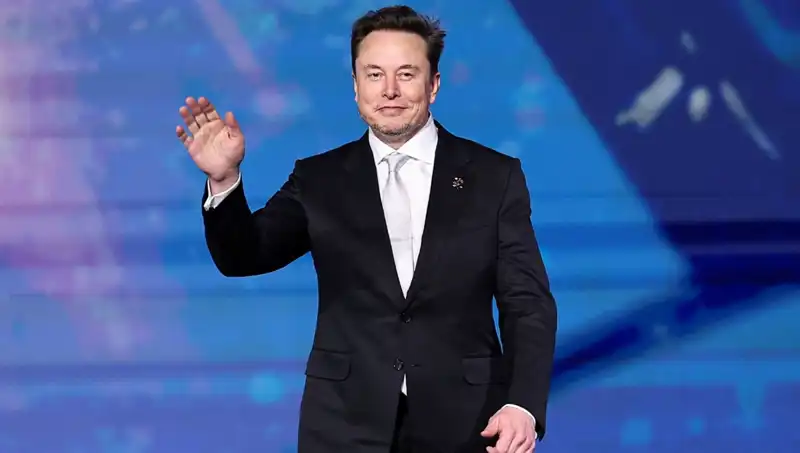 Tesla'nın Yeni Modeli: İşte Raflarda Görmeye Hazır Canavar!