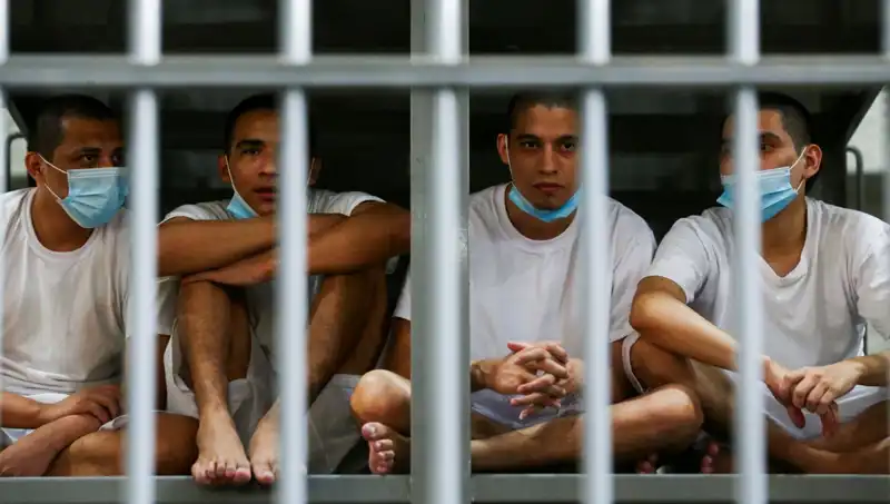 El Salvador, Venezuela'ya Siyasi Tutuklu Değişimi Önerdi