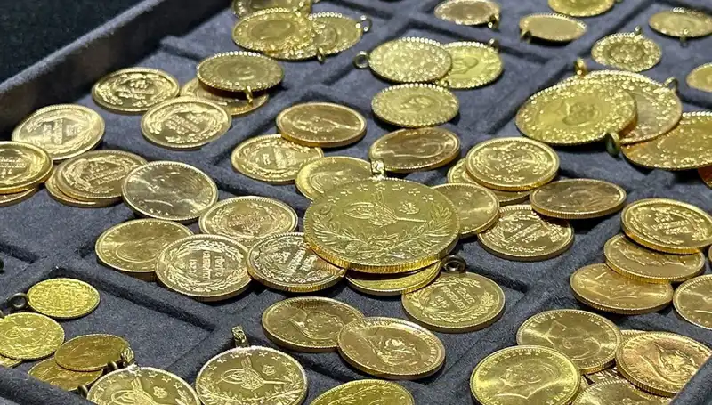 Altın Fiyatları Hafta Sonu Yeniden Yükseliyor mu? Piyasalardaki Son Durum İşte Burada!