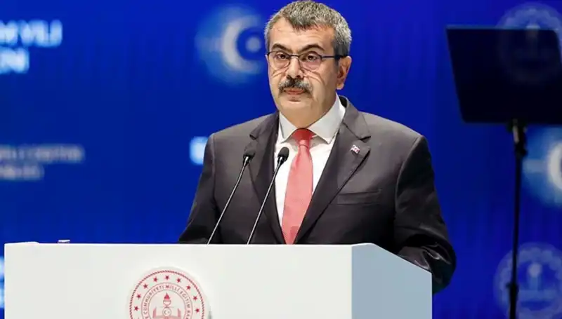 Bakan Tekin'den 23 Nisan Ulusal Egemenlik ve Çocuk Bayramı Kutlaması