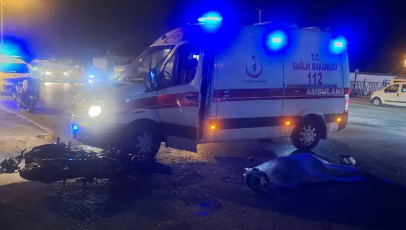 Antalya'da Motosiklet Kazasında 25 Yaşındaki Serhat Hayatını Kaybetti