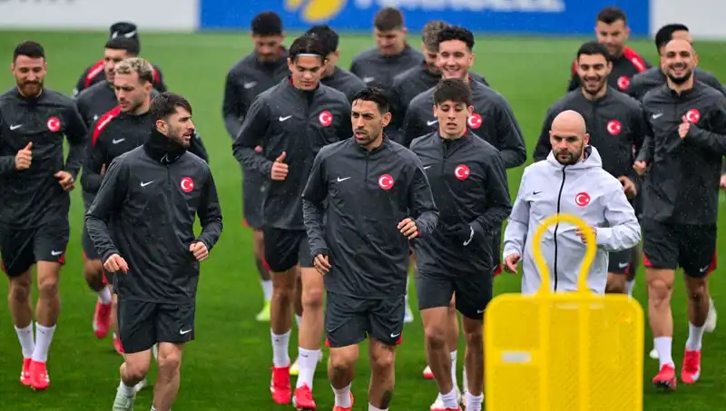 Milli Takım'da Kriz: İki Futbolcu Ağrılarından Dolayı Kadrodan Çıkarıldı