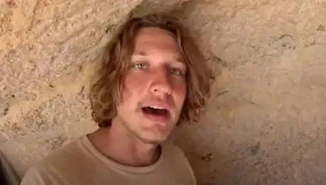 Yasaklı Kızılderili Kabile Adasına Ayak Basan Turist Tutuklandı