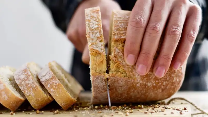 Kızarmış Ekmek mi Taze Ekmek mi? Sağlıklı Tercih Hangisi?