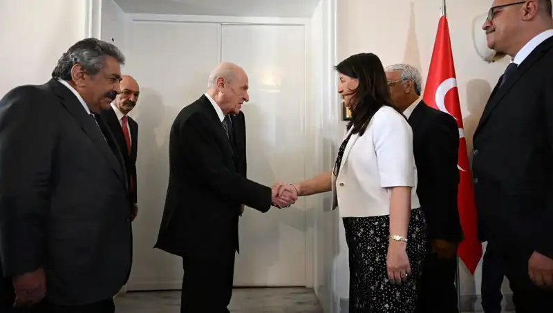 Bahçeli, DEM Parti Heyetiyle Tarihi Görüşme Gerçekleştirdi