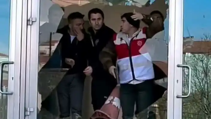 Gergin Maçta Taraftarlar Arasında Korkunç Çatışma