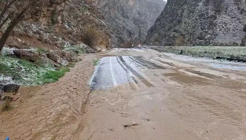 Tunceli’de Dolu ve Sağanak Yağışlar Hayatı Sarsıyor: Neler Oldu?
