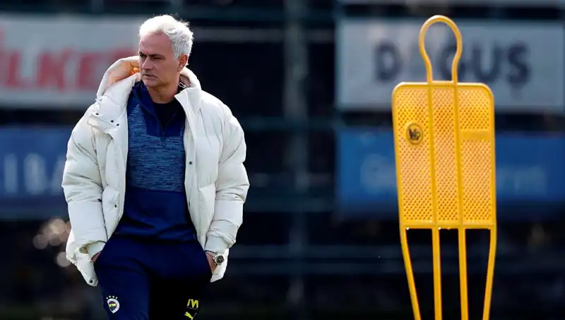 Mourinho'nun Oyun Planı: Bir Numara ile Şampiyonluk Yolunda
