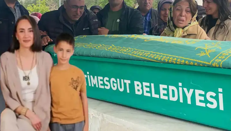 Merve Öğretmen ve Oğluna Duygusal Veda: Ayrılık Anı Yürekleri Dağladı