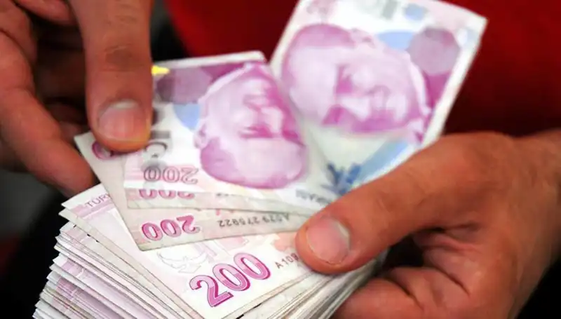 Emekliler için 1000 TL Bayram İkramiyesi Ne Zaman Yatacak?