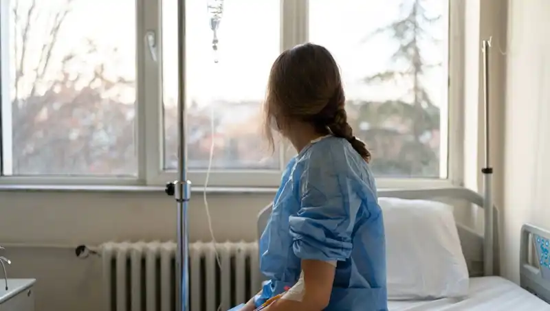 27 Yaşındaki Genç Kadının Meme Kanseri Gerçeği: Doktorlar Yanılmış Olabilir mi?