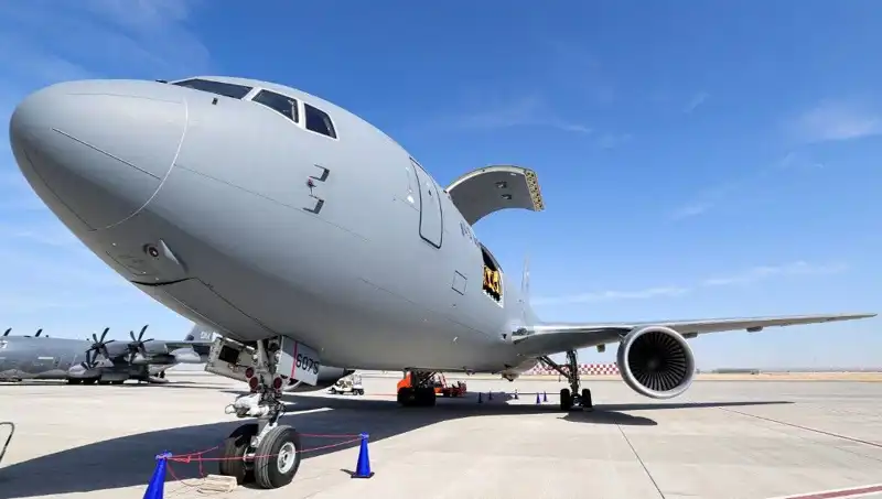 İsrail, İran'a Gözdağı Veriyor: Yeni KC-46 Yakıt İkmal Uçakları Gönderiliyor
