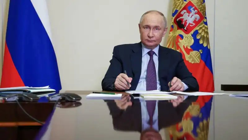 Putin, Suriye’de Esad’ı Neden Her Şeyden Önce Koruyor?