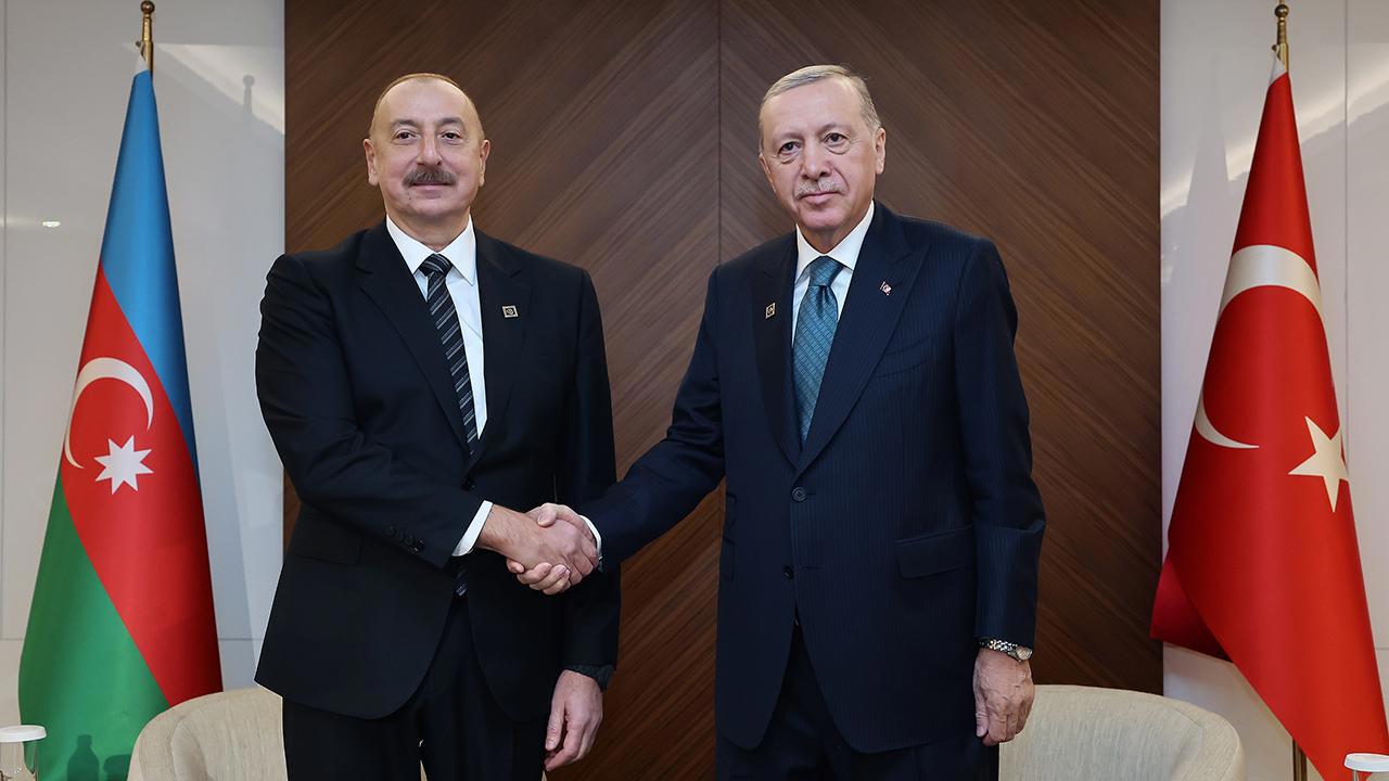 Cumhurbaşkanı Erdoğan, Azerbaycan Cumhurbaşkanı İlham Aliyev ile görüştü