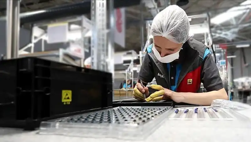 Foxconn, Yapay Zeka Alanında Çığır Açan İlk Büyük Dil Modelini Tanıttı