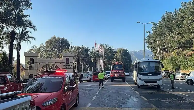Muğla'da Beş Yıldızlı Otelde Yangın: Misafirler Panik İçinde Tahliye Edildi