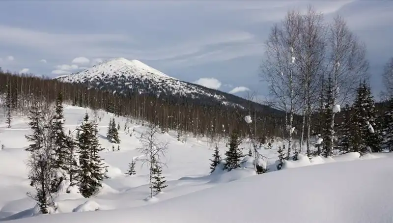 Elbruz Dağı'nda İki Türk Dağcının Hayatını Kaybetmesi Uluslararası Gündemde