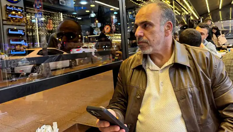 55 Yıldır Kaybolan Annesini Arayan Adamın Dokunaklı Hikayesi