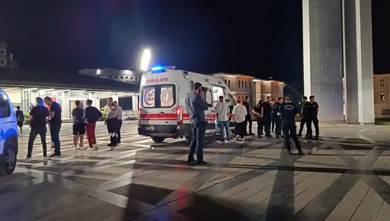 14 Yaşındaki Genç, Şehrin Merkezinde Dehşet Saçtı: Neler Oldu?