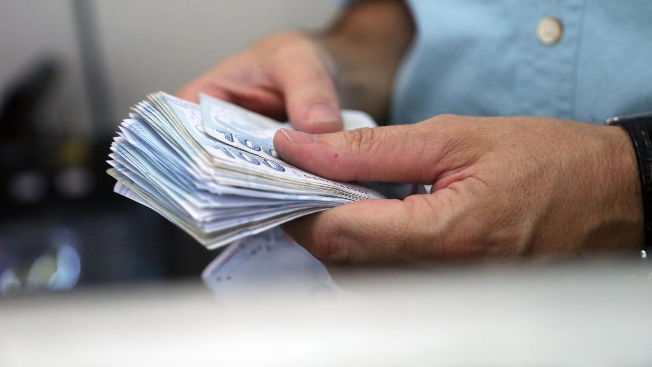 Emekli aylığı 14 bin 469 liraya çıkarıldı
