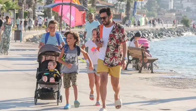 "Ne Olacak Halim" Filmi: Beklentilerin Üzerinde Bir Senaryo ve Oyuncu Kadrosu!