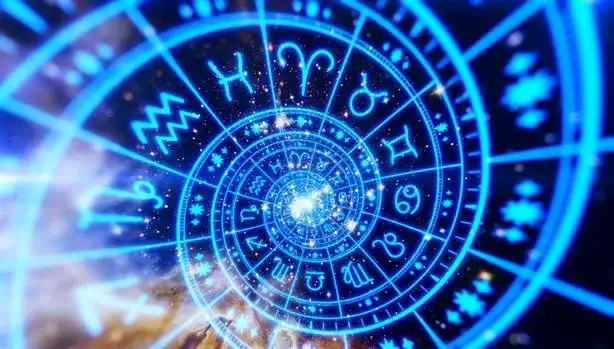 1 Mayıs 2025 Günlük Burç Yorumları: Gözlüğünüzü Takın, Hayatınıza Işık Tutun!