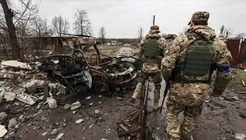 Rusya, Luhansk'ta Tam Kontrol Sağladı: Savaşın Seyrini Değiştirecek Mi?