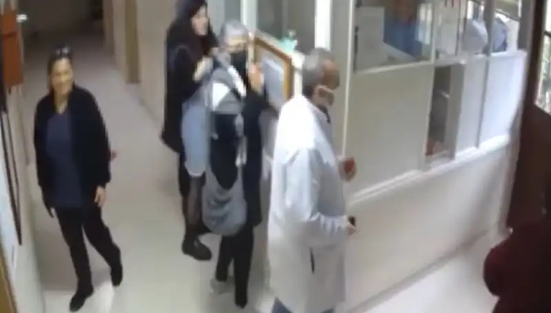 Üsküdar'da Doktora Cumhurbaşkanına Hakaretten Hapis İstemi Şok Etkisi Yarattı